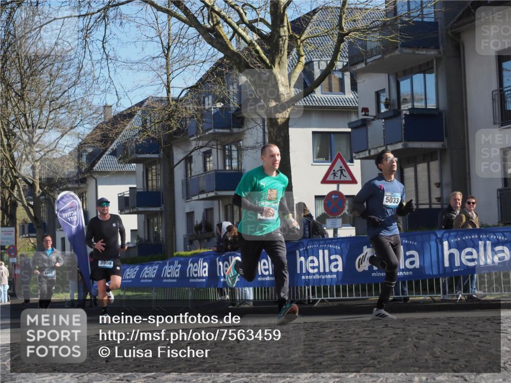 06.04.2025 - 44. Internationalen Wilhelmsburger Insellauf Luisa Fischer http://msf.ph/oto/7563459 06.04.2025 10:33:39 Ziel 4465, 3909, 5033 meine-sportfotos.de