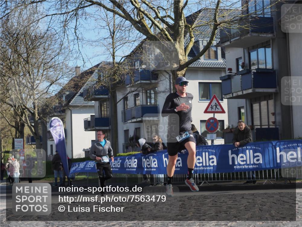 06.04.2025 - 44. Internationalen Wilhelmsburger Insellauf Luisa Fischer http://msf.ph/oto/7563479 06.04.2025 10:33:41 Ziel 3909, 4465 meine-sportfotos.de