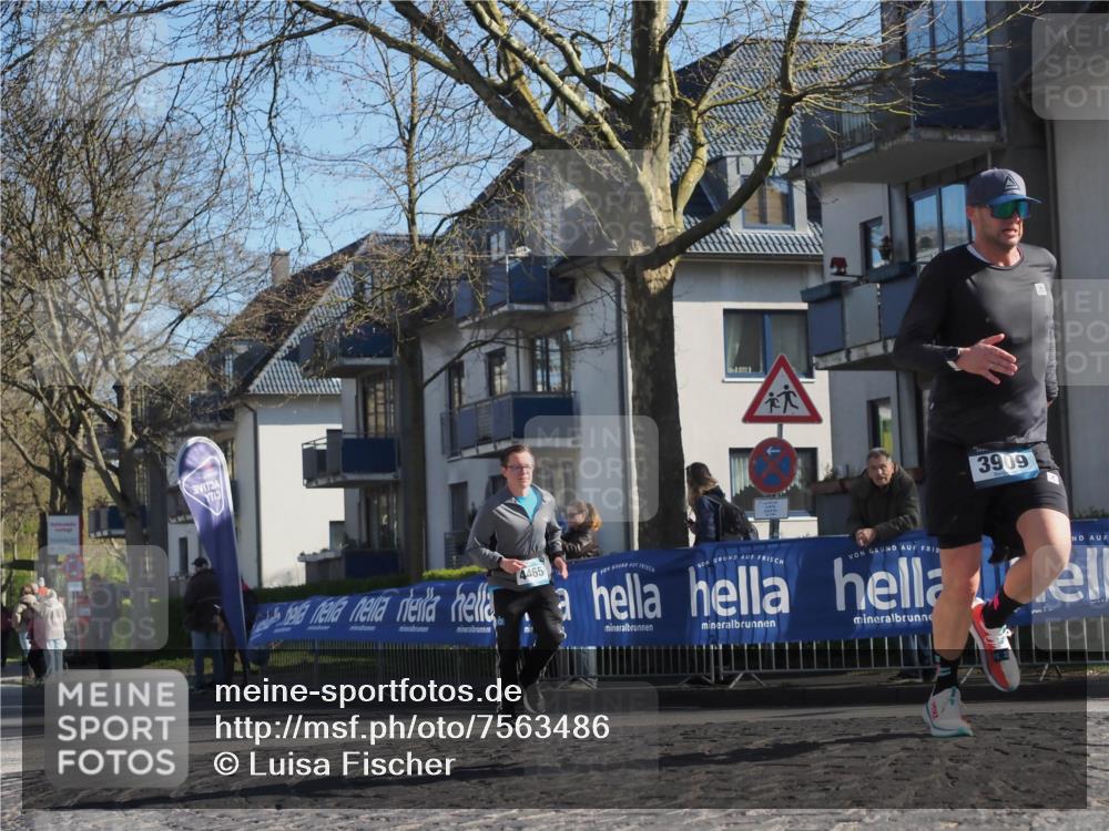 06.04.2025 - 44. Internationalen Wilhelmsburger Insellauf Luisa Fischer http://msf.ph/oto/7563486 06.04.2025 10:33:41 Ziel 4465, 3909 meine-sportfotos.de