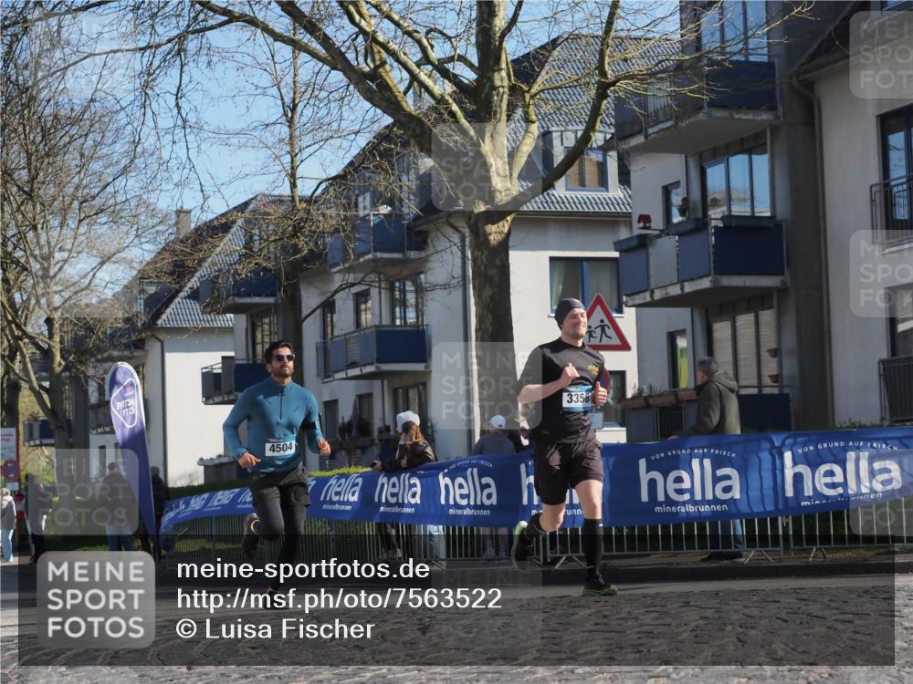 06.04.2025 - 44. Internationalen Wilhelmsburger Insellauf Luisa Fischer http://msf.ph/oto/7563522 06.04.2025 10:33:55 Ziel 4504, 3356 meine-sportfotos.de