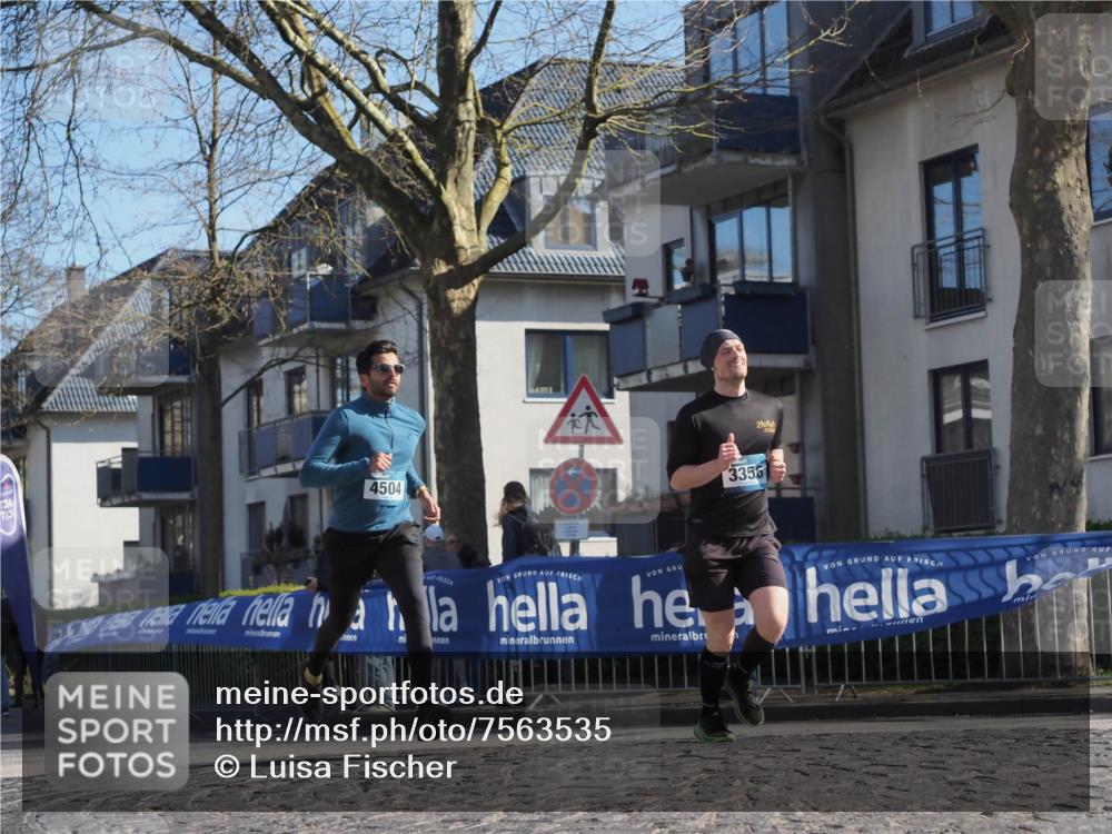 06.04.2025 - 44. Internationalen Wilhelmsburger Insellauf Luisa Fischer http://msf.ph/oto/7563535 06.04.2025 10:33:56 Ziel 4504, 3356 meine-sportfotos.de