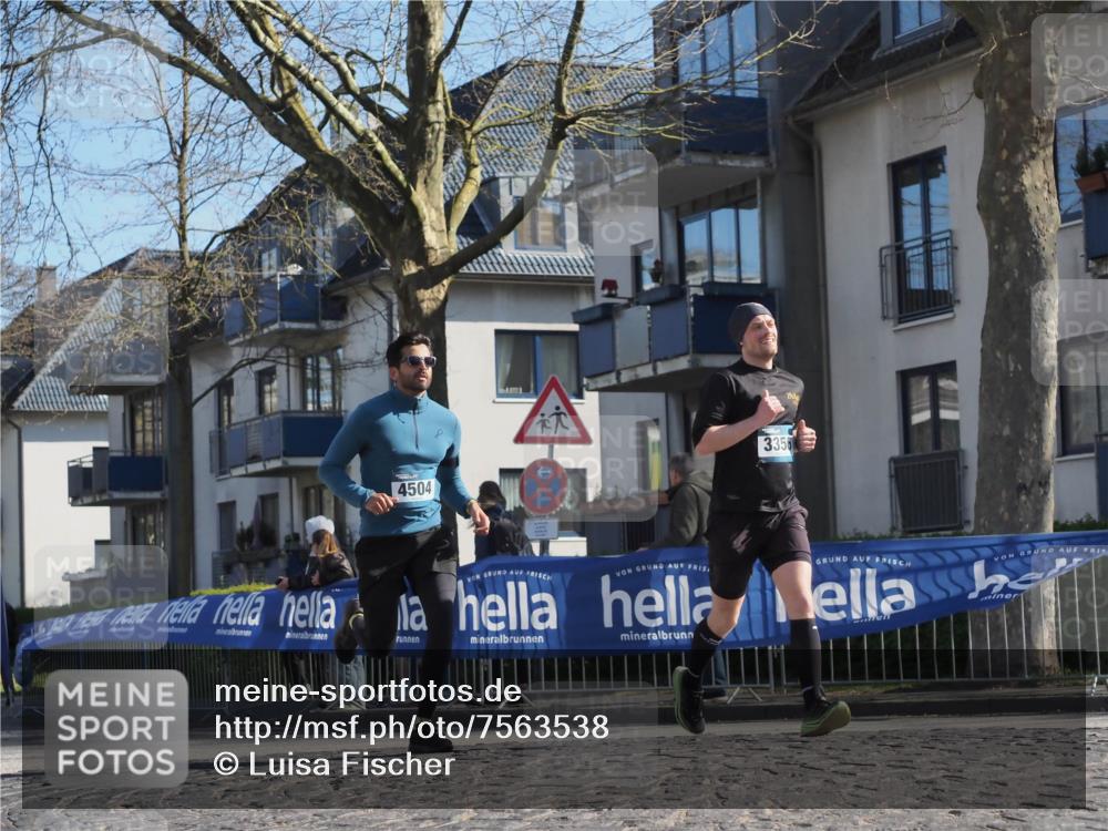 06.04.2025 - 44. Internationalen Wilhelmsburger Insellauf Luisa Fischer http://msf.ph/oto/7563538 06.04.2025 10:33:56 Ziel 4504, 3356 meine-sportfotos.de