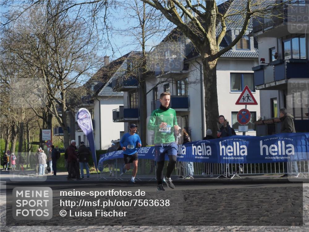 06.04.2025 - 44. Internationalen Wilhelmsburger Insellauf Luisa Fischer http://msf.ph/oto/7563638 06.04.2025 10:34:12 Ziel 4294, 3267 meine-sportfotos.de