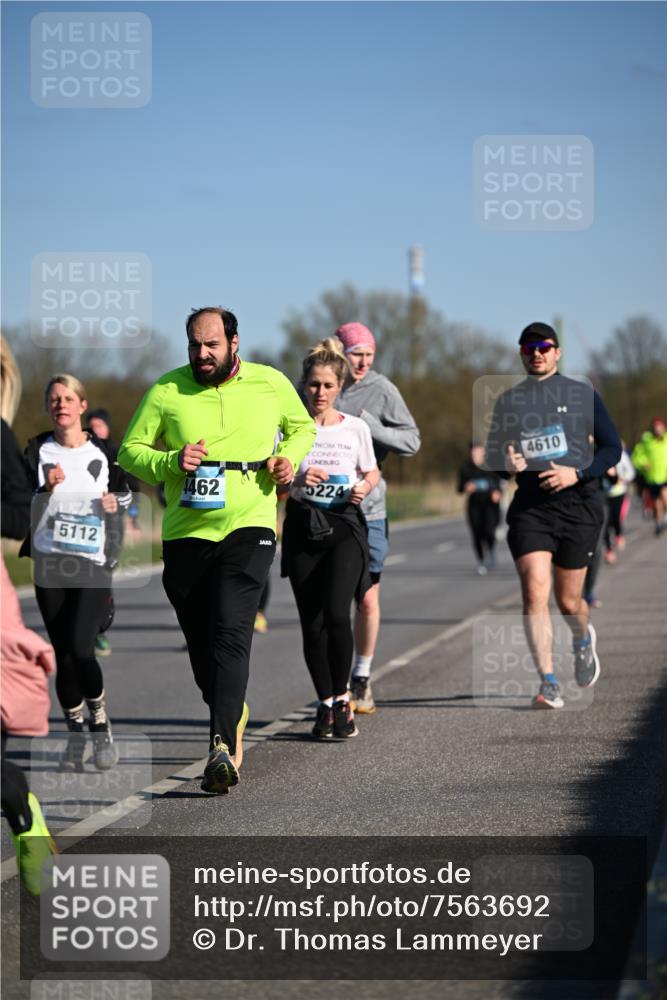 06.04.2025 - 44. Internationalen Wilhelmsburger Insellauf Dr. Thomas Lammeyer http://msf.ph/oto/7563692 06.04.2025 09:38:38 Laufen 5112, 4462, 5224, 4610 meine-sportfotos.de