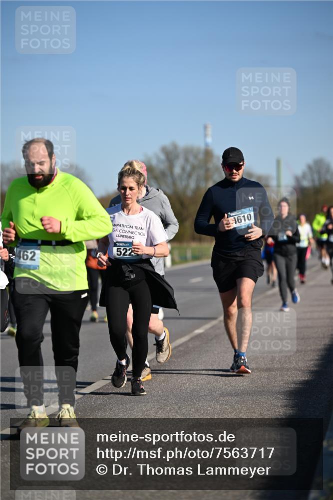 06.04.2025 - 44. Internationalen Wilhelmsburger Insellauf Dr. Thomas Lammeyer http://msf.ph/oto/7563717 06.04.2025 09:38:39 Laufen 462, 522, 1610 meine-sportfotos.de