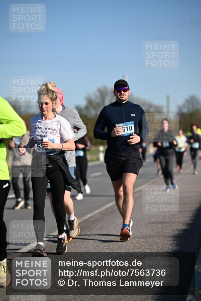 06.04.2025 - 44. Internationalen Wilhelmsburger Insellauf Dr. Thomas Lammeyer http://msf.ph/oto/7563736 06.04.2025 09:38:40 Laufen 52, 510 meine-sportfotos.de