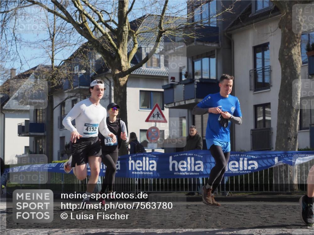 06.04.2025 - 44. Internationalen Wilhelmsburger Insellauf Luisa Fischer http://msf.ph/oto/7563780 06.04.2025 10:34:32 Ziel 4152, 318 meine-sportfotos.de