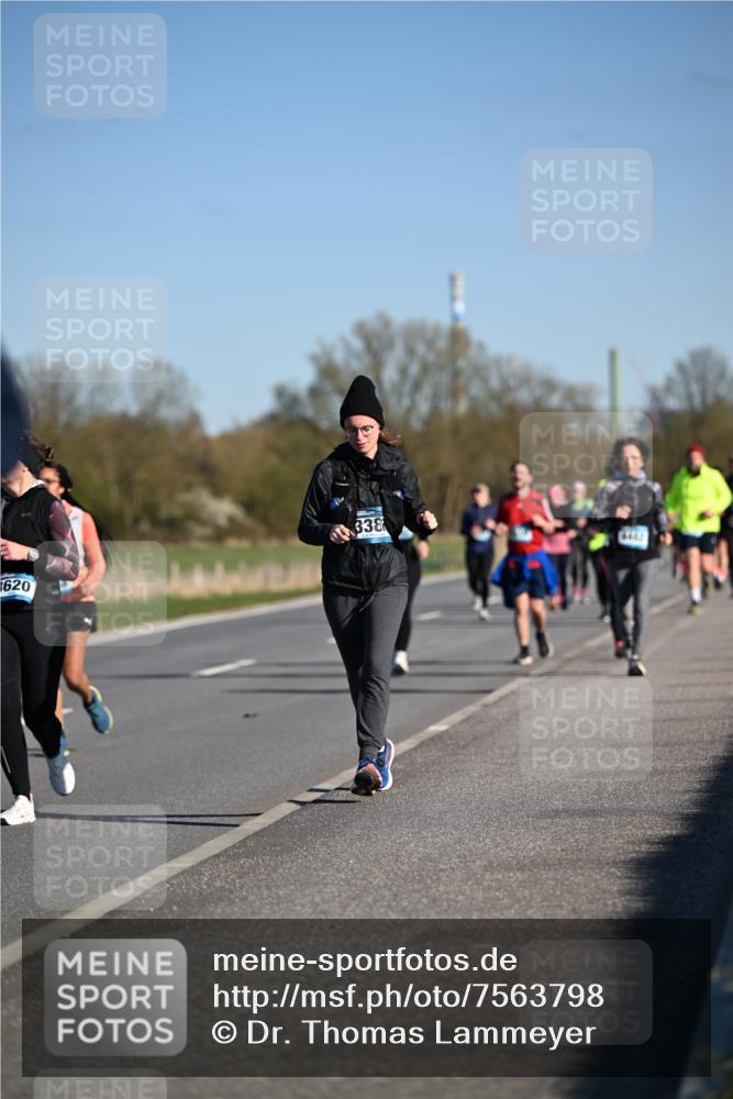 06.04.2025 - 44. Internationalen Wilhelmsburger Insellauf Dr. Thomas Lammeyer http://msf.ph/oto/7563798 06.04.2025 09:38:43 Laufen 620, 338, 4402 meine-sportfotos.de