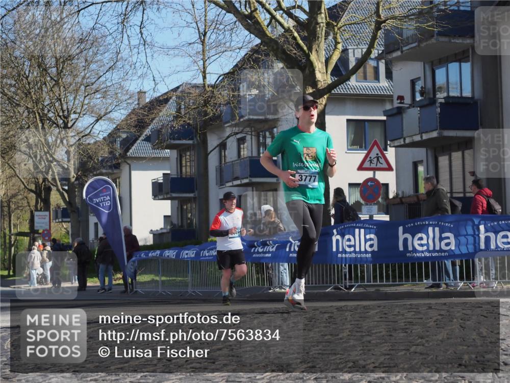 06.04.2025 - 44. Internationalen Wilhelmsburger Insellauf Luisa Fischer http://msf.ph/oto/7563834 06.04.2025 10:34:44 Ziel 3777 meine-sportfotos.de