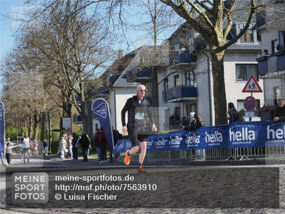 06.04.2025 - 44. Internationalen Wilhelmsburger Insellauf Luisa Fischer http://msf.ph/oto/7563910 06.04.2025 10:34:57 Ziel 3118 meine-sportfotos.de