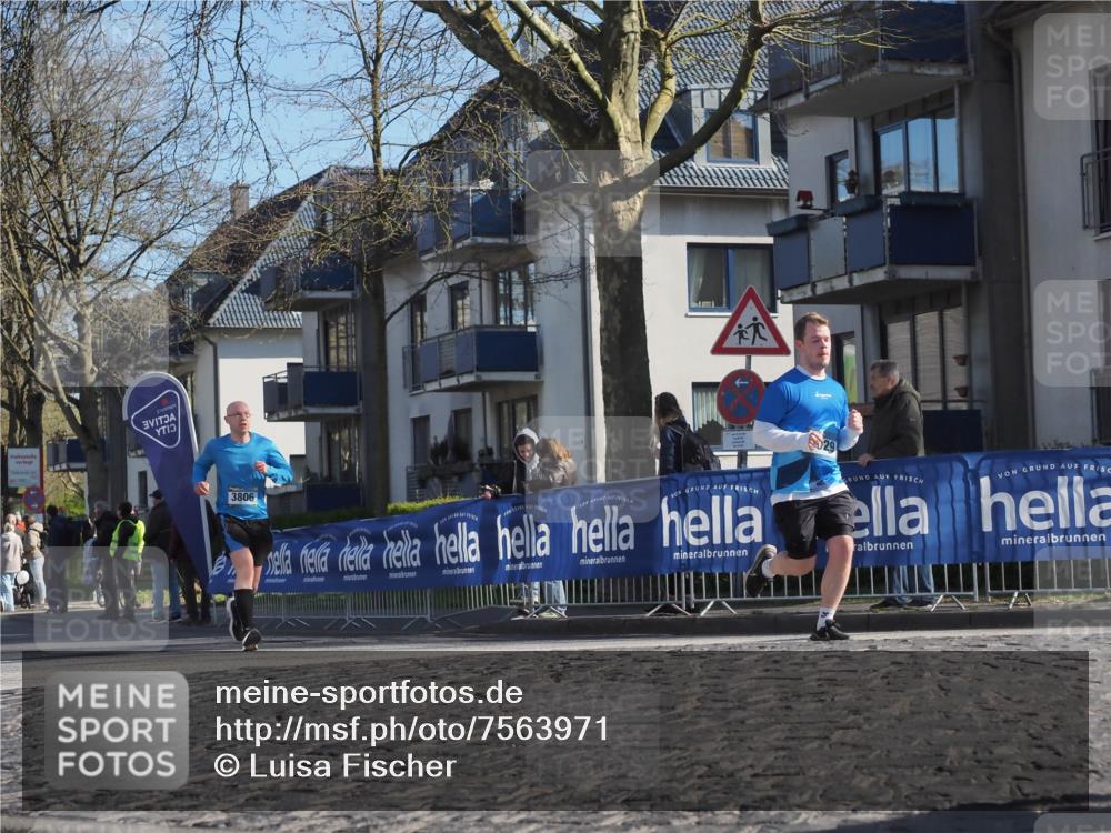 06.04.2025 - 44. Internationalen Wilhelmsburger Insellauf Luisa Fischer http://msf.ph/oto/7563971 06.04.2025 10:35:06 Ziel 3806, 29 meine-sportfotos.de