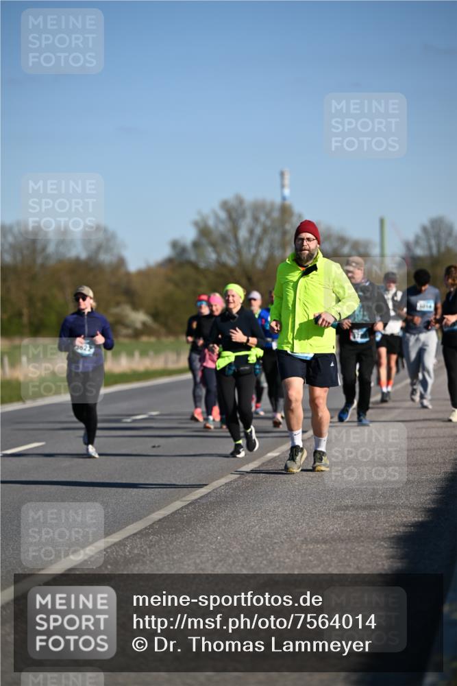 06.04.2025 - 44. Internationalen Wilhelmsburger Insellauf Dr. Thomas Lammeyer http://msf.ph/oto/7564014 06.04.2025 09:38:52 Laufen 3622 meine-sportfotos.de