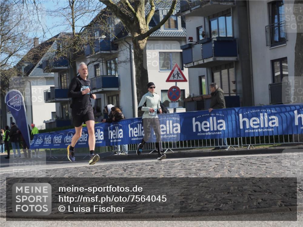 06.04.2025 - 44. Internationalen Wilhelmsburger Insellauf Luisa Fischer http://msf.ph/oto/7564045 06.04.2025 10:35:19 Ziel 4, 995 meine-sportfotos.de