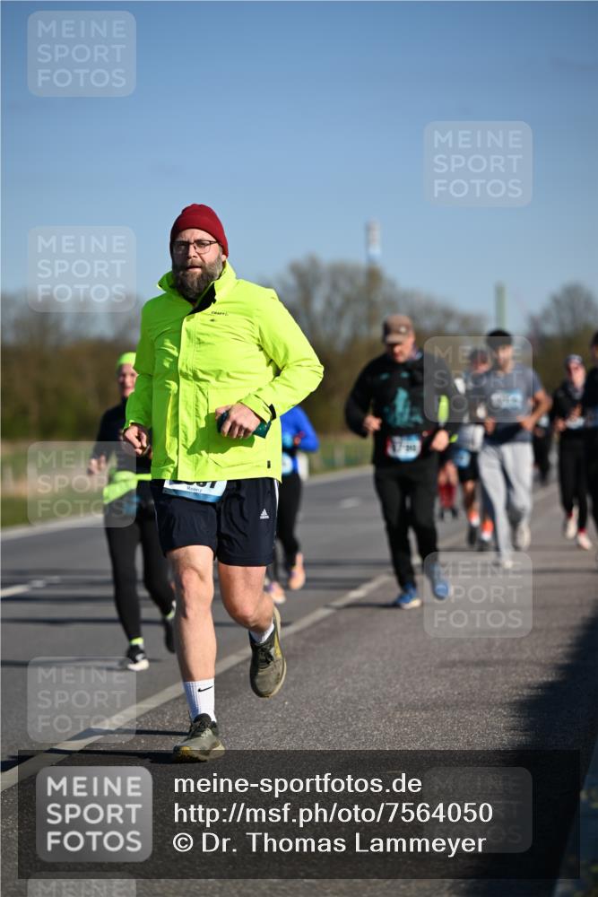 06.04.2025 - 44. Internationalen Wilhelmsburger Insellauf Dr. Thomas Lammeyer http://msf.ph/oto/7564050 06.04.2025 09:38:55 Laufen  meine-sportfotos.de