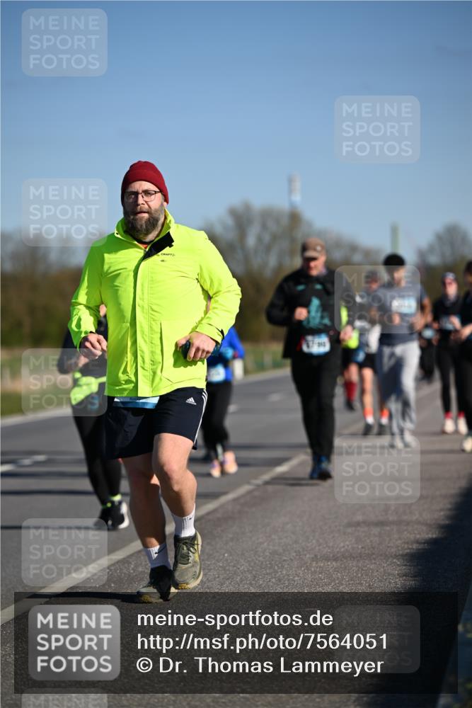 06.04.2025 - 44. Internationalen Wilhelmsburger Insellauf Dr. Thomas Lammeyer http://msf.ph/oto/7564051 06.04.2025 09:38:55 Laufen  meine-sportfotos.de