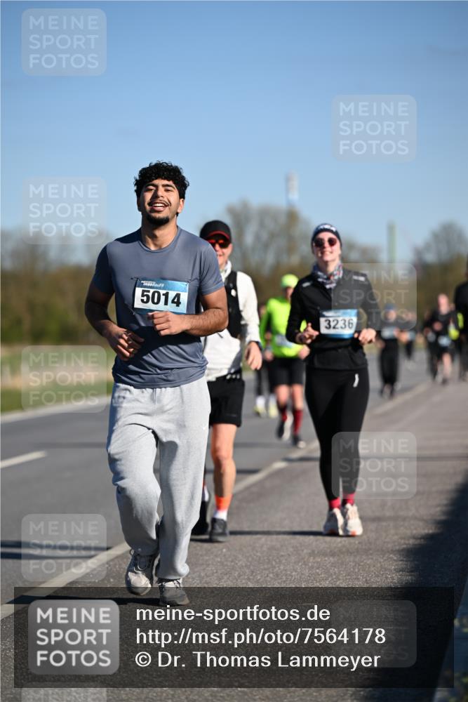 06.04.2025 - 44. Internationalen Wilhelmsburger Insellauf Dr. Thomas Lammeyer http://msf.ph/oto/7564178 06.04.2025 09:39:00 Laufen 5014, 3236 meine-sportfotos.de
