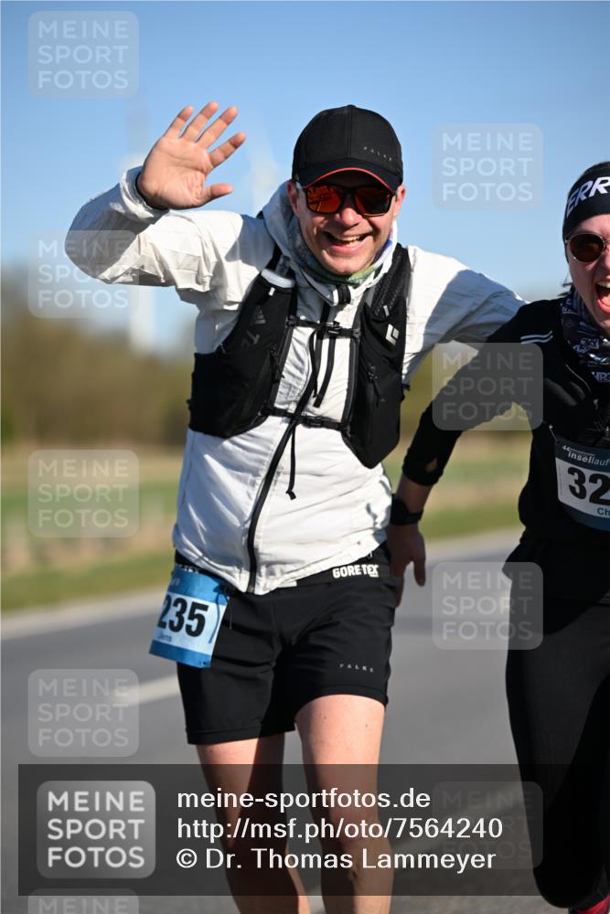 06.04.2025 - 44. Internationalen Wilhelmsburger Insellauf Dr. Thomas Lammeyer http://msf.ph/oto/7564240 06.04.2025 09:39:03 Laufen 235, 44, 32 meine-sportfotos.de