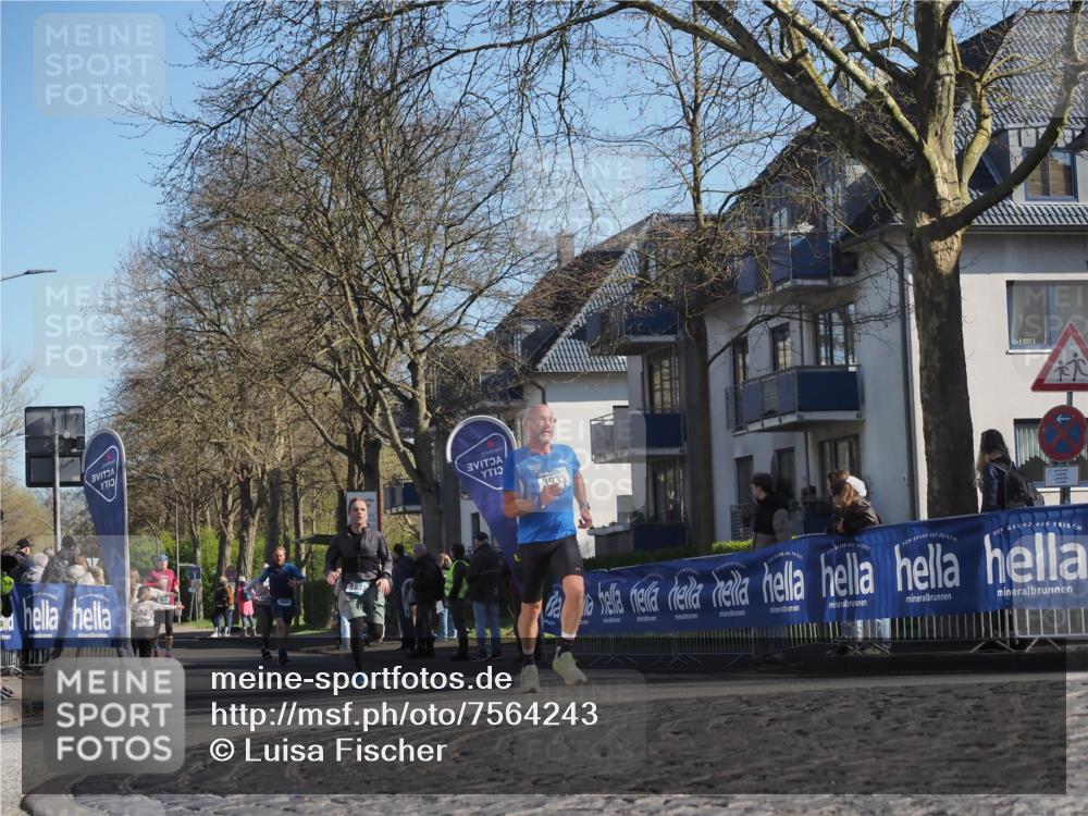 06.04.2025 - 44. Internationalen Wilhelmsburger Insellauf Luisa Fischer http://msf.ph/oto/7564243 06.04.2025 10:35:52 Ziel 383, 3933 meine-sportfotos.de