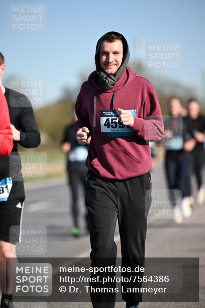 06.04.2025 - 44. Internationalen Wilhelmsburger Insellauf Dr. Thomas Lammeyer http://msf.ph/oto/7564386 06.04.2025 09:39:17 Laufen 1, 459 meine-sportfotos.de