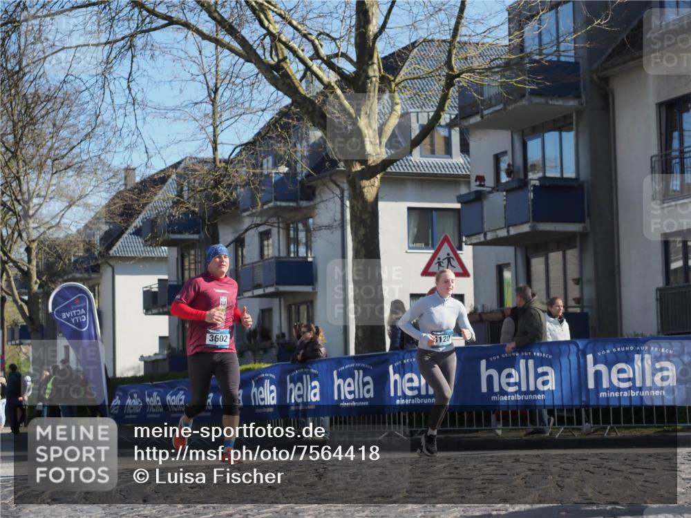 06.04.2025 - 44. Internationalen Wilhelmsburger Insellauf Luisa Fischer http://msf.ph/oto/7564418 06.04.2025 10:36:01 Ziel 3602, 1120 meine-sportfotos.de