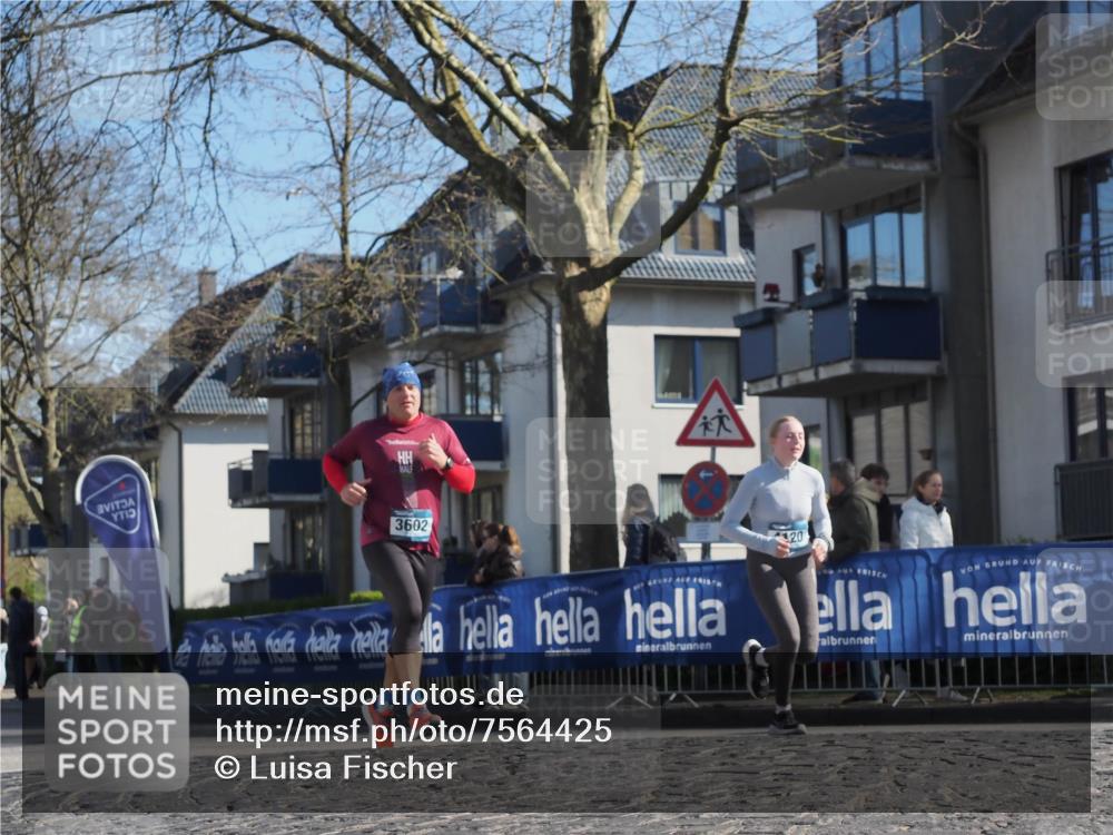 06.04.2025 - 44. Internationalen Wilhelmsburger Insellauf Luisa Fischer http://msf.ph/oto/7564425 06.04.2025 10:36:01 Ziel 3602, 120 meine-sportfotos.de
