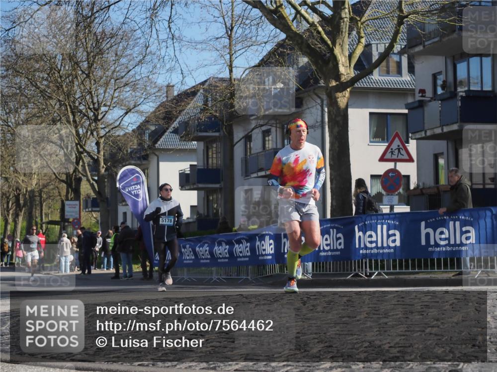 06.04.2025 - 44. Internationalen Wilhelmsburger Insellauf Luisa Fischer http://msf.ph/oto/7564462 06.04.2025 10:36:13 Ziel 5178 meine-sportfotos.de