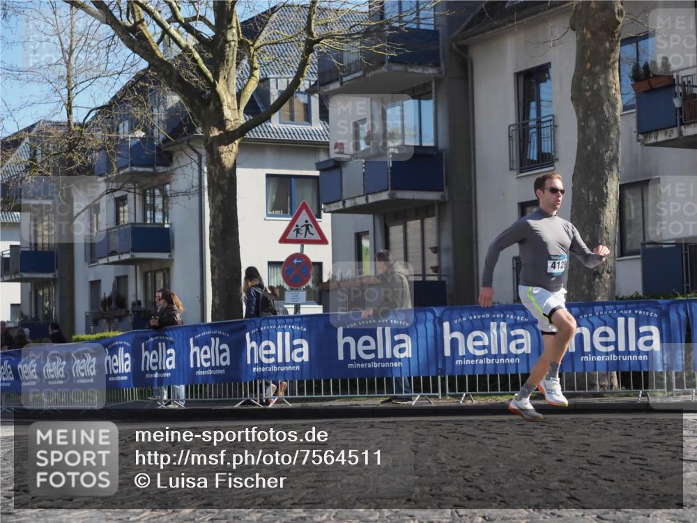 06.04.2025 - 44. Internationalen Wilhelmsburger Insellauf Luisa Fischer http://msf.ph/oto/7564511 06.04.2025 10:36:17 Ziel 4129 meine-sportfotos.de