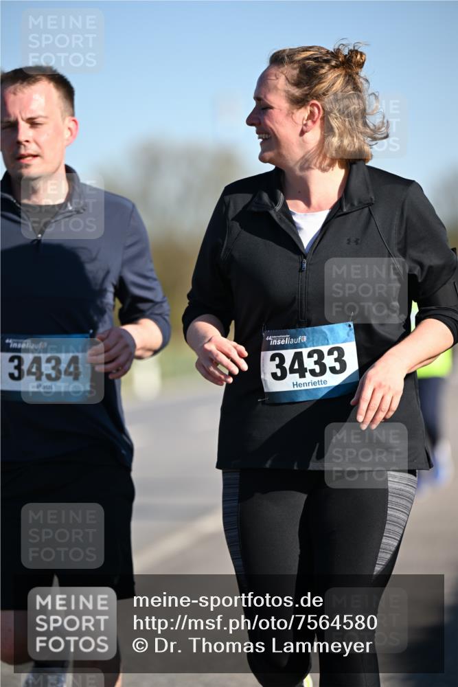 06.04.2025 - 44. Internationalen Wilhelmsburger Insellauf Dr. Thomas Lammeyer http://msf.ph/oto/7564580 06.04.2025 09:39:32 Laufen 3434, 3433 meine-sportfotos.de