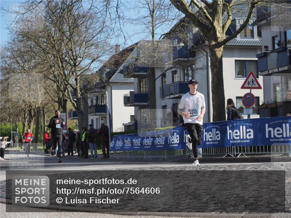 06.04.2025 - 44. Internationalen Wilhelmsburger Insellauf Luisa Fischer http://msf.ph/oto/7564606 06.04.2025 10:36:34 Ziel 5098, 4293 meine-sportfotos.de