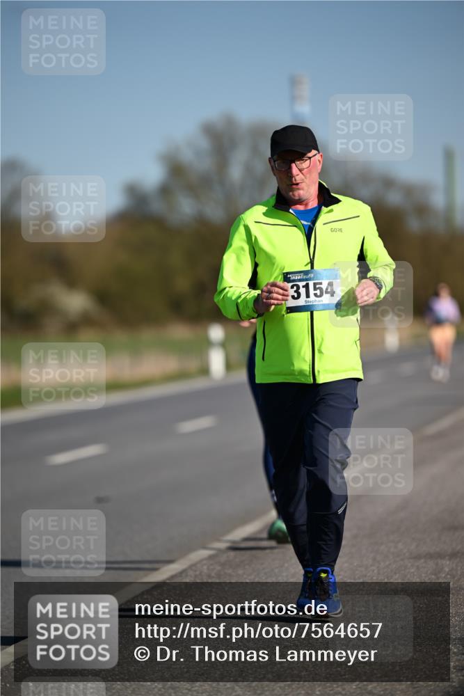 06.04.2025 - 44. Internationalen Wilhelmsburger Insellauf Dr. Thomas Lammeyer http://msf.ph/oto/7564657 06.04.2025 09:39:36 Laufen 3154 meine-sportfotos.de