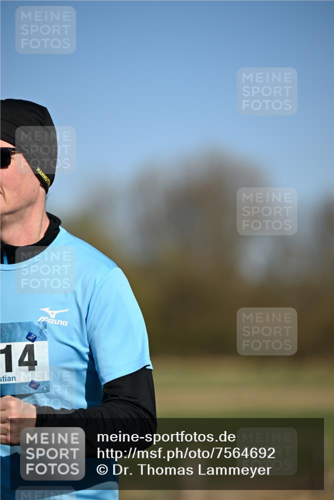 06.04.2025 - 44. Internationalen Wilhelmsburger Insellauf Dr. Thomas Lammeyer http://msf.ph/oto/7564692 06.04.2025 09:39:39 Laufen 14 meine-sportfotos.de