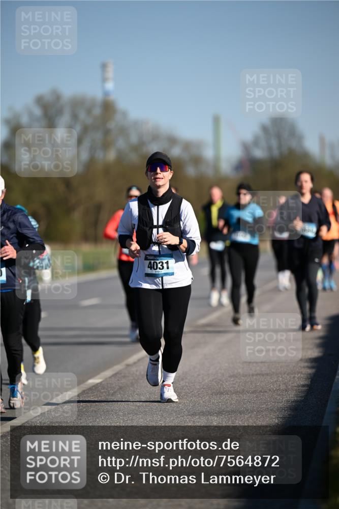 06.04.2025 - 44. Internationalen Wilhelmsburger Insellauf Dr. Thomas Lammeyer http://msf.ph/oto/7564872 06.04.2025 09:39:56 Laufen 4031 meine-sportfotos.de