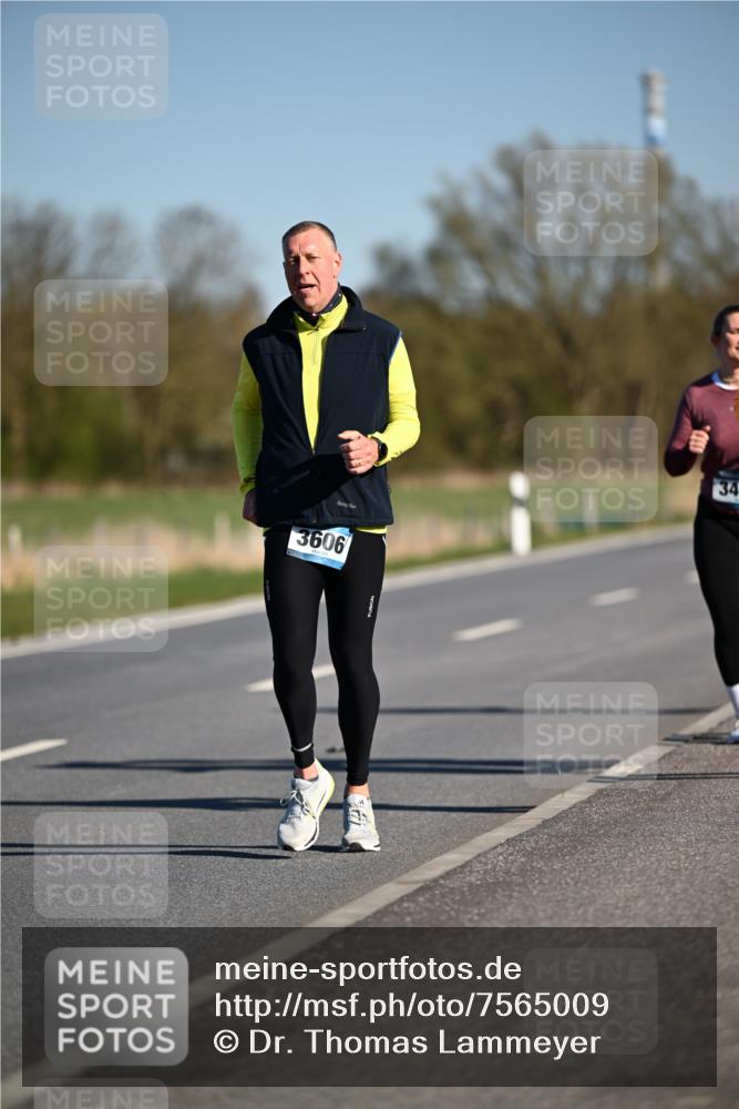 06.04.2025 - 44. Internationalen Wilhelmsburger Insellauf Dr. Thomas Lammeyer http://msf.ph/oto/7565009 06.04.2025 09:40:07 Laufen 3606, 34 meine-sportfotos.de