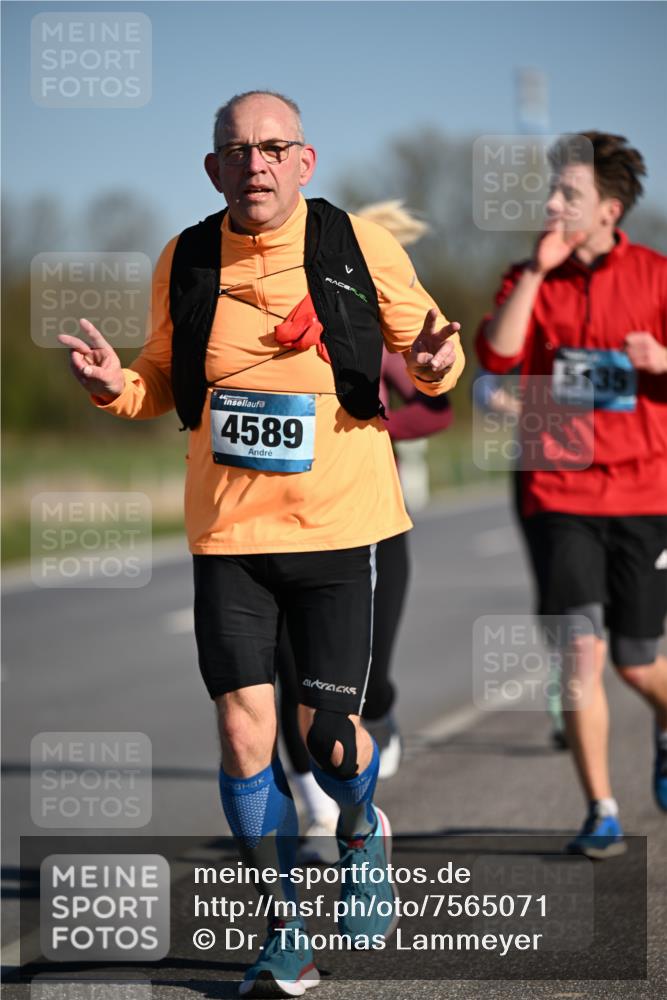 06.04.2025 - 44. Internationalen Wilhelmsburger Insellauf Dr. Thomas Lammeyer http://msf.ph/oto/7565071 06.04.2025 09:40:10 Laufen 119, 15135, 4589 meine-sportfotos.de