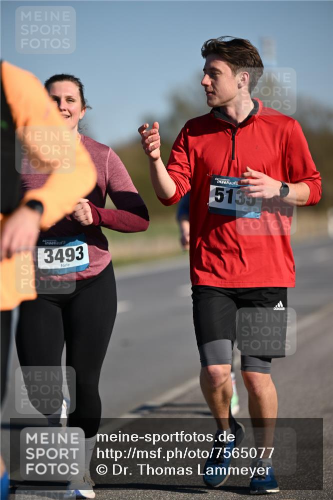 06.04.2025 - 44. Internationalen Wilhelmsburger Insellauf Dr. Thomas Lammeyer http://msf.ph/oto/7565077 06.04.2025 09:40:12 Laufen 3493, 44, 5135 meine-sportfotos.de