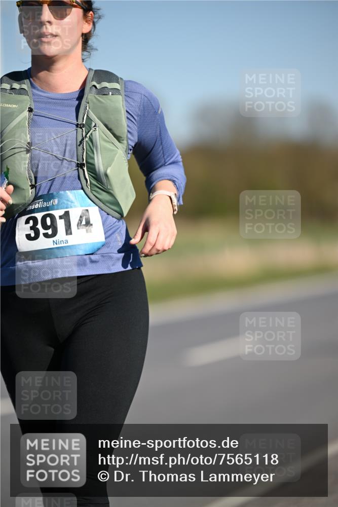 06.04.2025 - 44. Internationalen Wilhelmsburger Insellauf Dr. Thomas Lammeyer http://msf.ph/oto/7565118 06.04.2025 09:40:15 Laufen 3914 meine-sportfotos.de