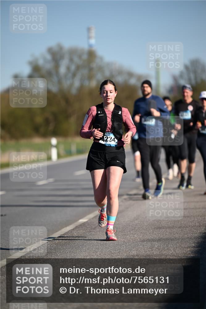 06.04.2025 - 44. Internationalen Wilhelmsburger Insellauf Dr. Thomas Lammeyer http://msf.ph/oto/7565131 06.04.2025 09:40:17 Laufen 4234 meine-sportfotos.de