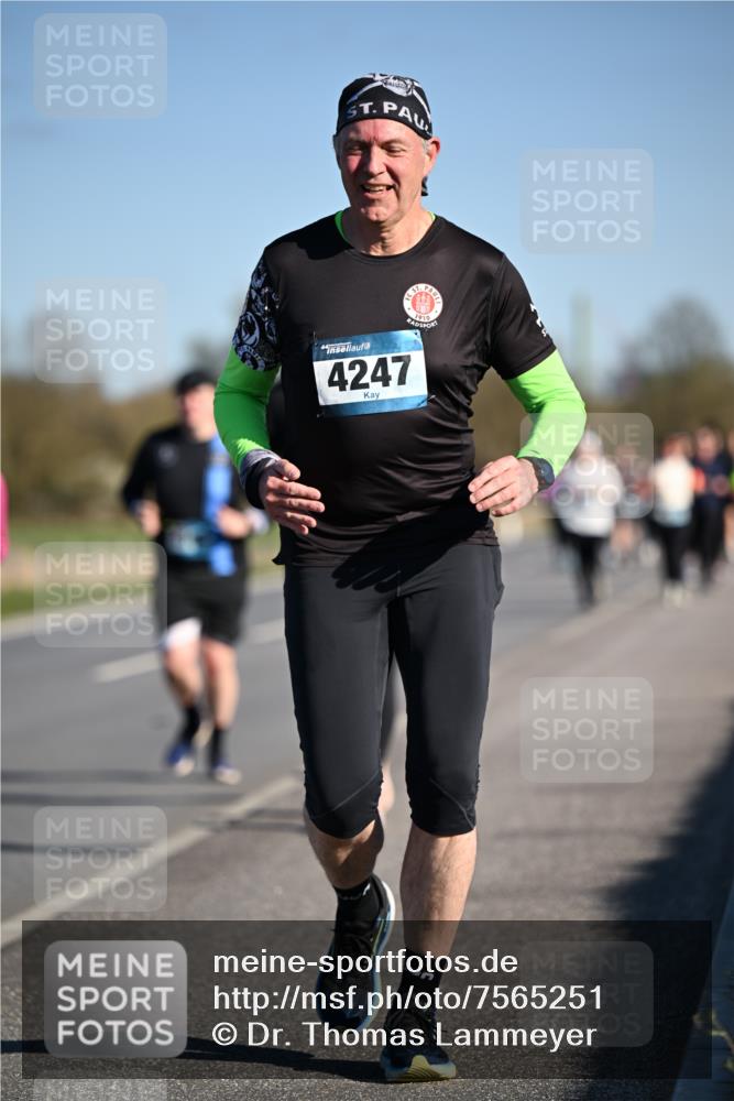 06.04.2025 - 44. Internationalen Wilhelmsburger Insellauf Dr. Thomas Lammeyer http://msf.ph/oto/7565251 06.04.2025 09:40:25 Laufen 44, 1910, 4247 meine-sportfotos.de