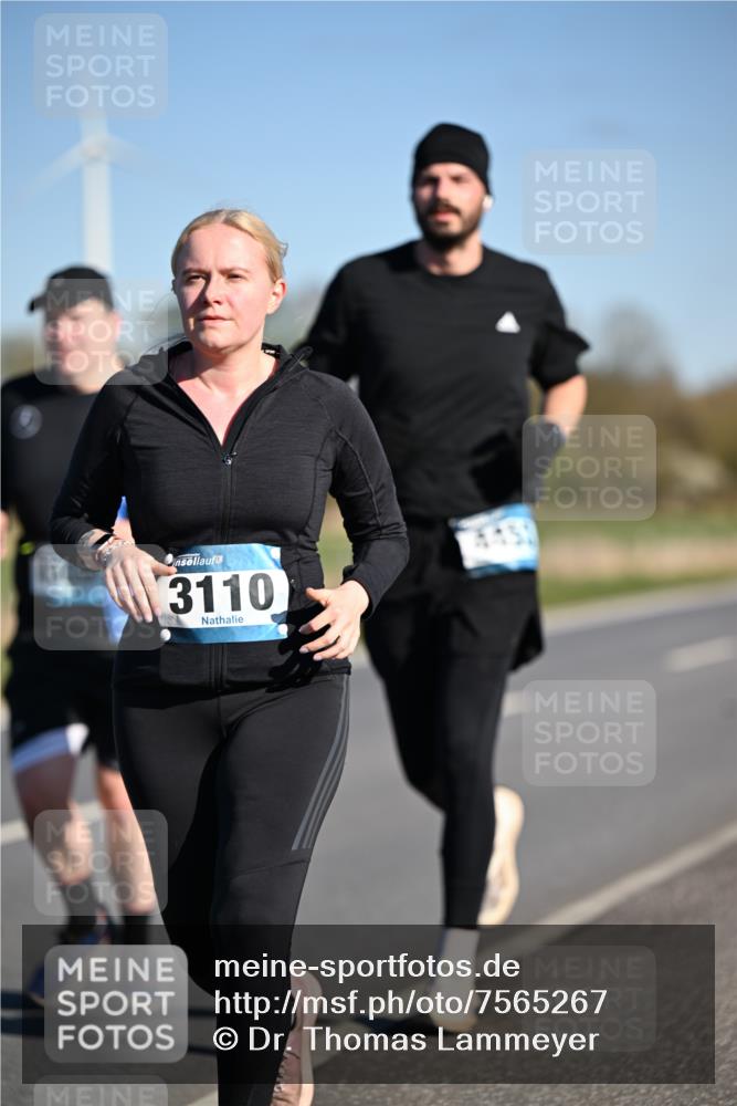 06.04.2025 - 44. Internationalen Wilhelmsburger Insellauf Dr. Thomas Lammeyer http://msf.ph/oto/7565267 06.04.2025 09:40:29 Laufen 3110 meine-sportfotos.de