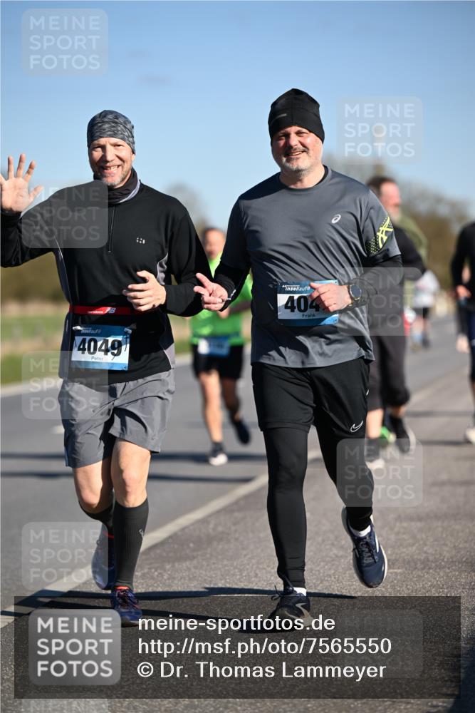 06.04.2025 - 44. Internationalen Wilhelmsburger Insellauf Dr. Thomas Lammeyer http://msf.ph/oto/7565550 06.04.2025 09:40:53 Laufen 4049, 404 meine-sportfotos.de
