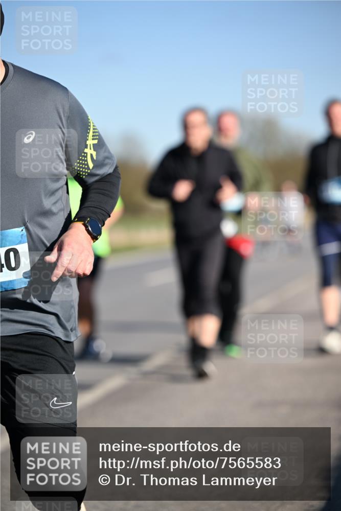 06.04.2025 - 44. Internationalen Wilhelmsburger Insellauf Dr. Thomas Lammeyer http://msf.ph/oto/7565583 06.04.2025 09:40:54 Laufen 0 meine-sportfotos.de