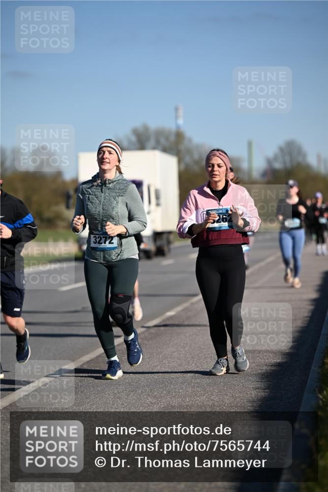 06.04.2025 - 44. Internationalen Wilhelmsburger Insellauf Dr. Thomas Lammeyer http://msf.ph/oto/7565744 06.04.2025 09:41:13 Laufen 3272, 5262 meine-sportfotos.de