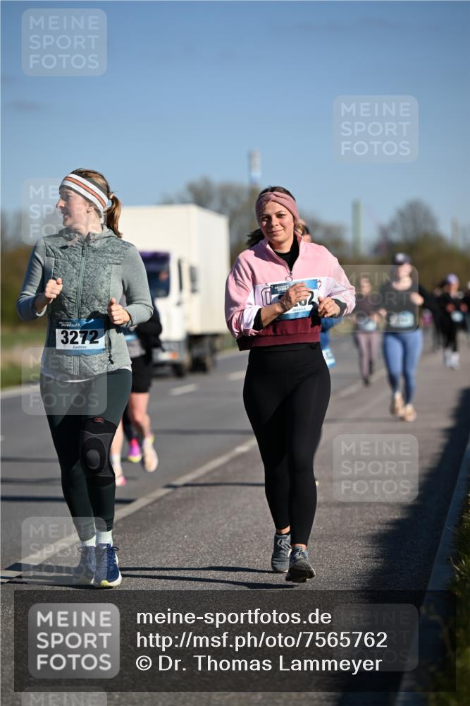 06.04.2025 - 44. Internationalen Wilhelmsburger Insellauf Dr. Thomas Lammeyer http://msf.ph/oto/7565762 06.04.2025 09:41:14 Laufen 3272 meine-sportfotos.de