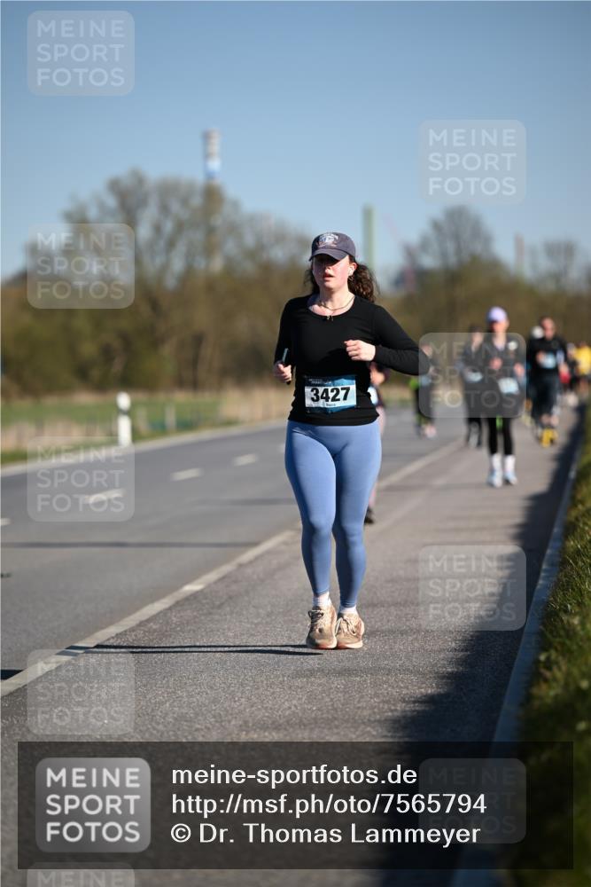 06.04.2025 - 44. Internationalen Wilhelmsburger Insellauf Dr. Thomas Lammeyer http://msf.ph/oto/7565794 06.04.2025 09:41:18 Laufen 3427 meine-sportfotos.de