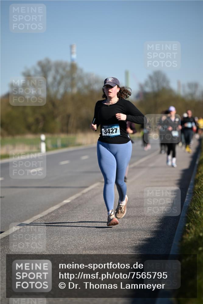 06.04.2025 - 44. Internationalen Wilhelmsburger Insellauf Dr. Thomas Lammeyer http://msf.ph/oto/7565795 06.04.2025 09:41:18 Laufen 3427 meine-sportfotos.de