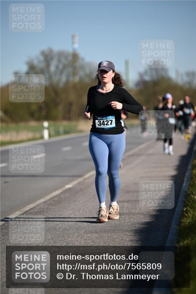 06.04.2025 - 44. Internationalen Wilhelmsburger Insellauf Dr. Thomas Lammeyer http://msf.ph/oto/7565809 06.04.2025 09:41:19 Laufen 3427 meine-sportfotos.de