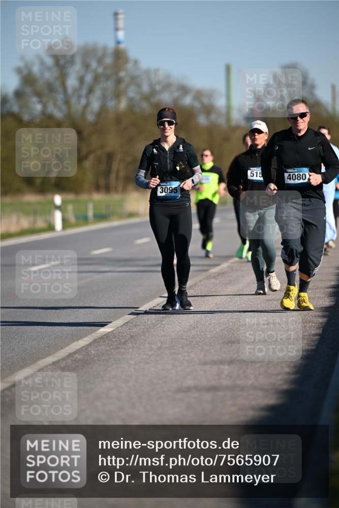 06.04.2025 - 44. Internationalen Wilhelmsburger Insellauf Dr. Thomas Lammeyer http://msf.ph/oto/7565907 06.04.2025 09:41:32 Laufen 3095, 515, 4080 meine-sportfotos.de