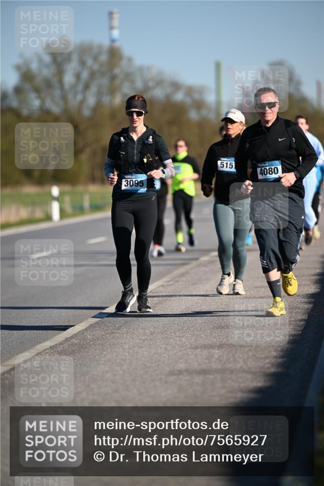 06.04.2025 - 44. Internationalen Wilhelmsburger Insellauf Dr. Thomas Lammeyer http://msf.ph/oto/7565927 06.04.2025 09:41:33 Laufen 3095, 515, 4080 meine-sportfotos.de