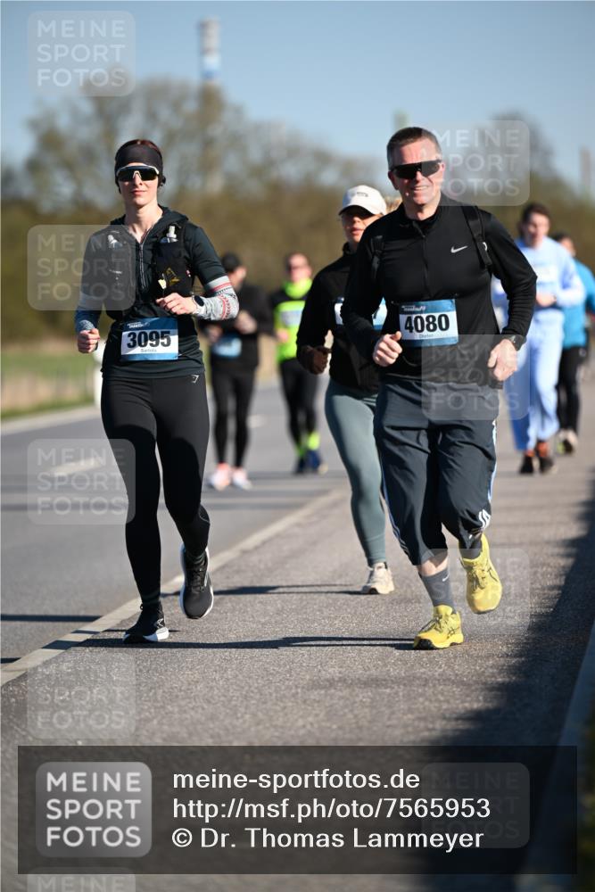 06.04.2025 - 44. Internationalen Wilhelmsburger Insellauf Dr. Thomas Lammeyer http://msf.ph/oto/7565953 06.04.2025 09:41:35 Laufen 3095, 4080 meine-sportfotos.de
