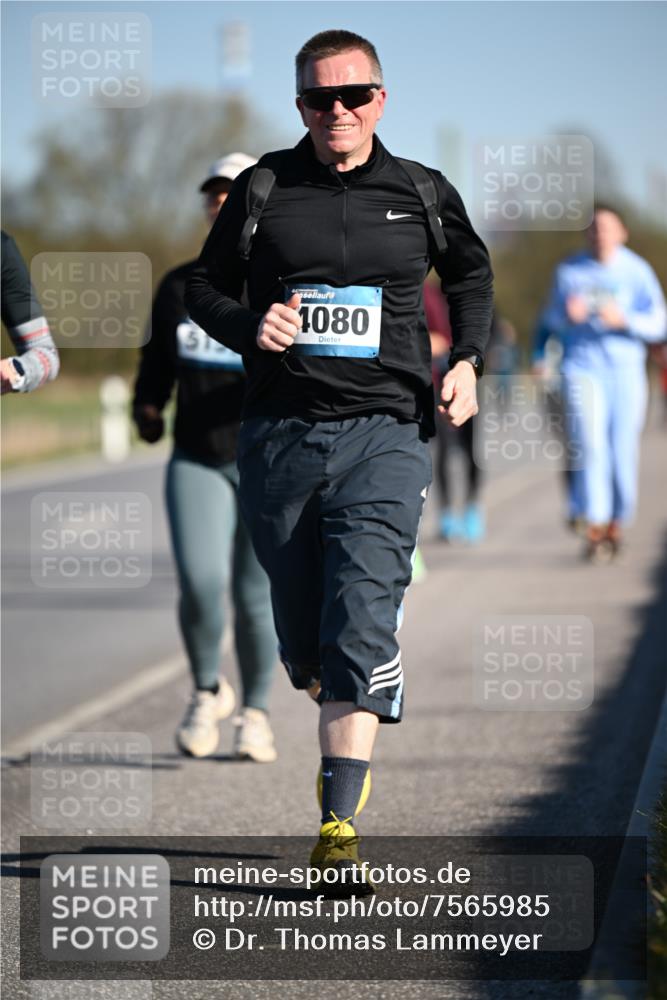 06.04.2025 - 44. Internationalen Wilhelmsburger Insellauf Dr. Thomas Lammeyer http://msf.ph/oto/7565985 06.04.2025 09:41:37 Laufen 1080 meine-sportfotos.de